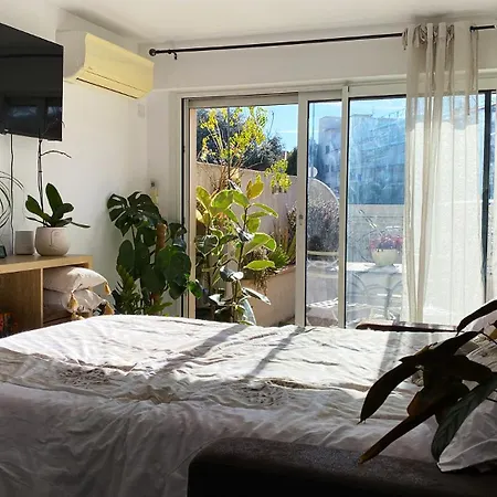 Apartmán Lumineux Climatise Petit Jardin Et Parking *