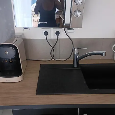 Apartmán Lumineux Climatise Petit Jardin Et Parking Perpignan