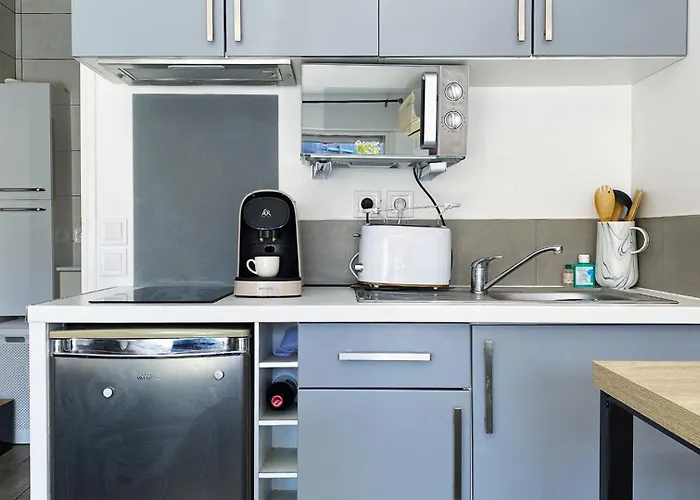 Appartement Clair, Climatise Avec Jardin Et Parking *